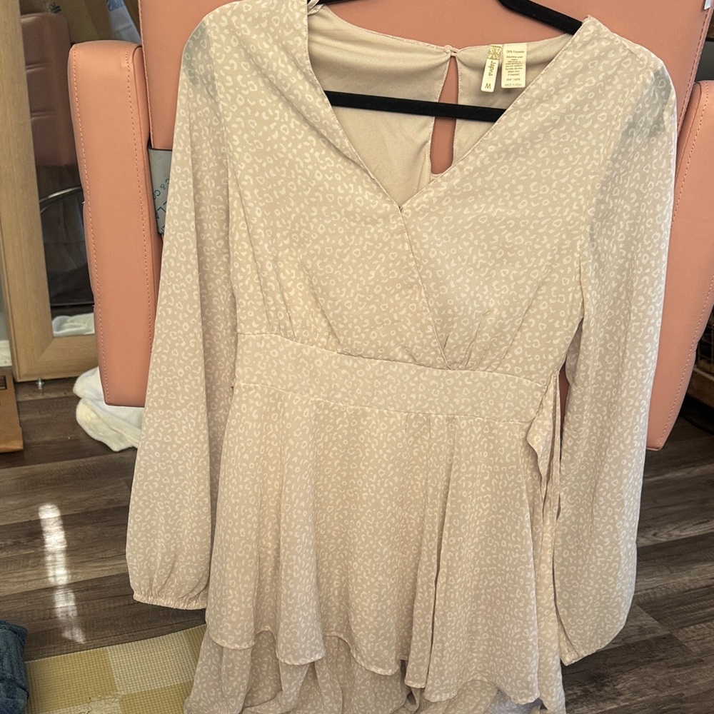 Japna Cream Long Sleeve Dress